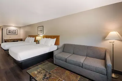 Photo 5 - SureStay Plus Hotel by Best Western Rexburg