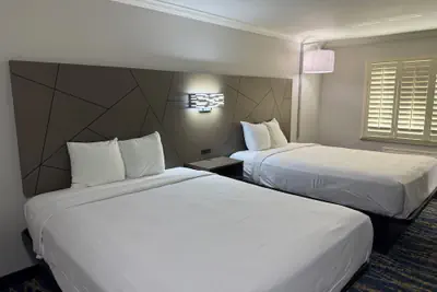 Photo 5 - Travelodge by Wyndham Odessa