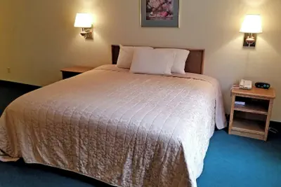 Photo 4 - Keystone Boardwalk Inn and Suites