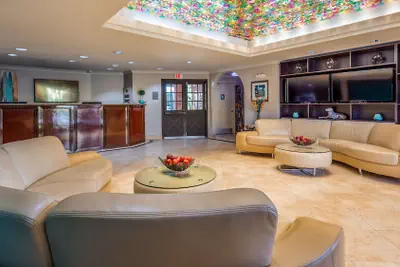 Photo 3 - Best Western Plus La Mesa San Diego