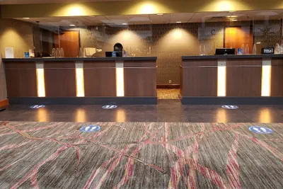 Photo 3 - DoubleTree Suites by Hilton Seattle Airport - Southcenter