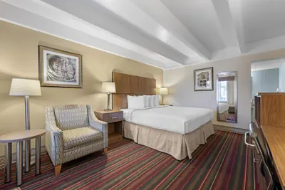 Photo 5 - Best Western El Rancho Palacio