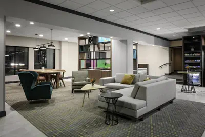 Photo 3 - Holiday Inn Hotel & Suites Boston - Peabody by IHG
