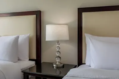 Photo 5 - Holiday Inn Hotel & Suites Boston - Peabody by IHG