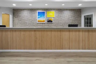 Photo 3 - Days Inn by Wyndham Hinesville Near Fort Stewart