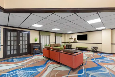Photo 4 - Baymont by Wyndham Knoxville I-75