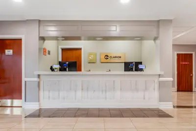 Photo 4 - Clarion Hotel & Conference Center Toms River