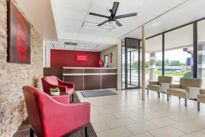 Photo 4 - Red Roof Inn Atlanta - Kennesaw State University