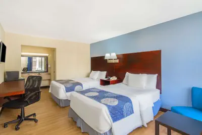 Photo 3 - Days Inn by Wyndham Statesville