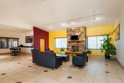 Photo 3 - Rodeway Inn & Suites Blanding