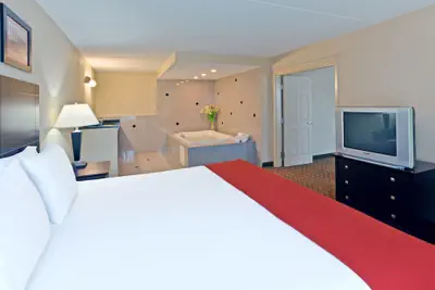 Photo 4 - Holiday Inn Express Woodstock-Shenandoah Valley by IHG