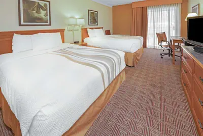 Photo 5 - La Quinta Inn & Suites by Wyndham Salt Lake City - Layton