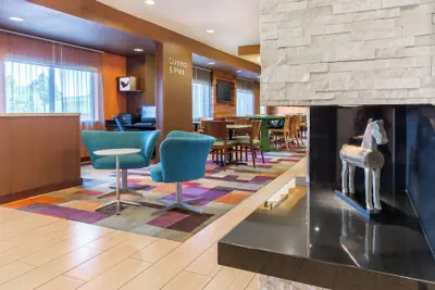 Photo 2 - Fairfield Inn & Suites Sioux Falls