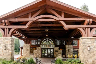 Photo 2 - The Wyoming Inn of Jackson Hole