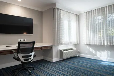 Photo 5 - Woodcrest Hotel Cupertino