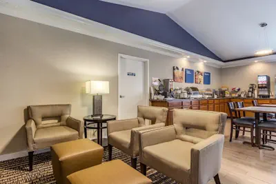 Photo 4 - Comfort Inn Independence - Cleveland