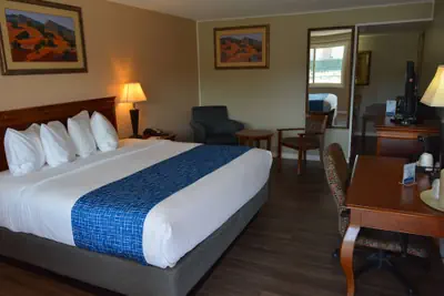 Photo 3 - Travelodge by Wyndham Trinidad