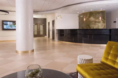 Photo 3 - Courtyard Miami in Coral Gables by Marriott