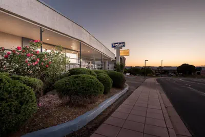 Photo 2 - Travelodge by Wyndham Page, View of Lake Powell