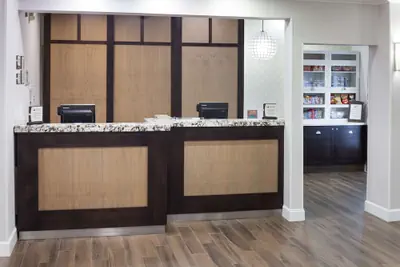 Photo 4 - Homewood Suites by Hilton Seattle-Tacoma Airport/Tukwila