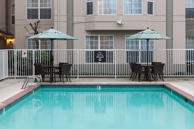 Photo 2 - Homewood Suites by Hilton Seattle-Tacoma Airport/Tukwila