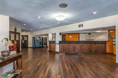 Photo 3 - Quality Inn Schenectady - Albany