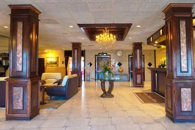 Photo 2 - Silver Beach Hotel