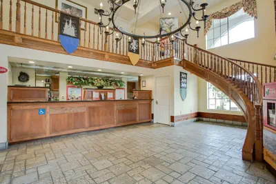 Photo 3 - Castle Inn and Suites