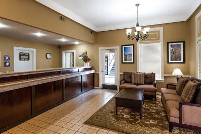 Photo 3 - Best Western Lakewood