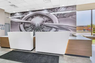 Photo 5 - Wingate by Wyndham Wichita Airport