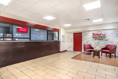 Photo 3 - Red Roof Inn Montgomery - Midtown