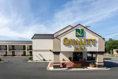 Photo 2 - Quality Inn Lynchburg near University