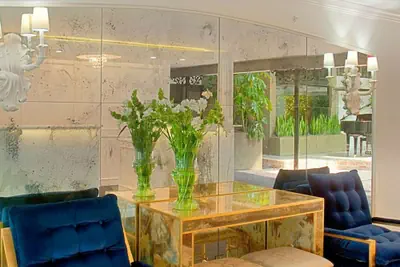 Photo 5 - The Burgundy Hotel, Tapestry Collection by Hilton