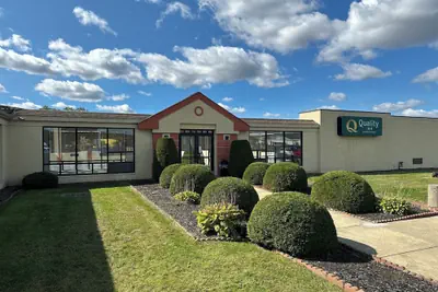 Photo 2 - Quality Inn Seekonk - Providence