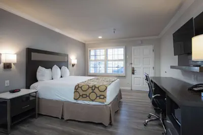Photo 2 - Rodeway Inn Milpitas near Great Mall