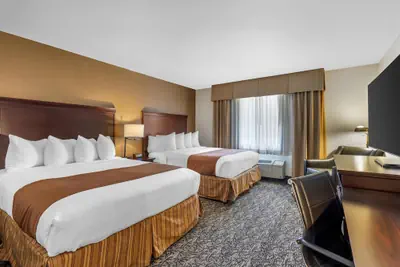 Photo 2 - Best Western Plus Truckee-Tahoe Hotel