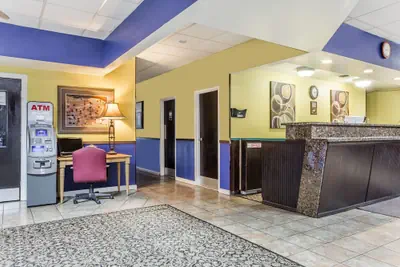 Photo 3 - Days Inn by Wyndham Goldsboro