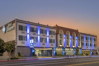 Photo 2 - Best Western Airport Plaza Hotel – LAX  Airport LA Stadium
