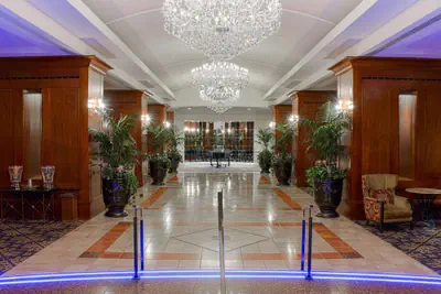 Photo 3 - The Antlers, a Wyndham Hotel
