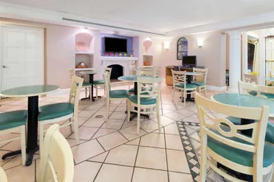 Photo 3 - La Quinta Inn by Wyndham Farmington