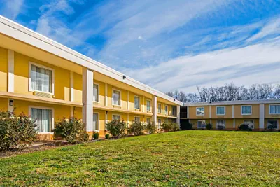 Photo 2 - Quality Inn & Suites Hagerstown