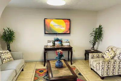 Photo 5 - Travelodge by Wyndham Sellersburg / Louisville North