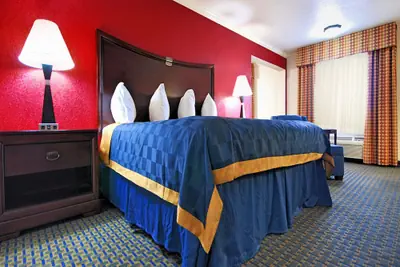Photo 3 - Americas Best Value Inn Kingsville