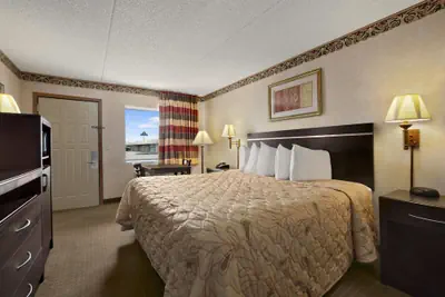 Photo 5 - Days Inn by Wyndham Grantville Hershey North
