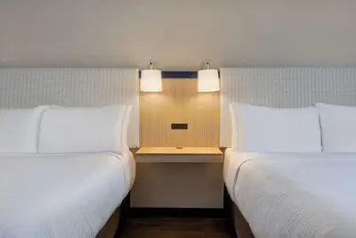 Photo 5 - Lake Norman Inn and Suites