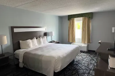 Photo 4 - Q Lodge
