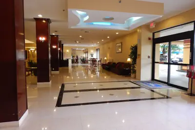 Photo 3 - North Miami Beach Gardens Inn & Suites