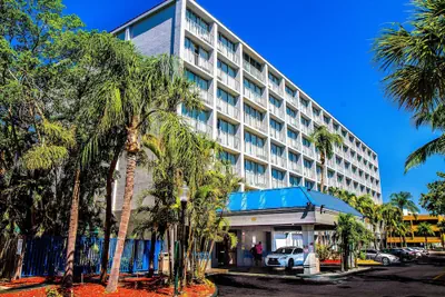 Photo 2 - North Miami Beach Gardens Inn & Suites