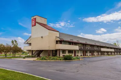 Photo 2 - Red Roof Inn Saginaw - Frankenmuth