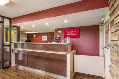 Photo 4 - Red Roof Inn Saginaw - Frankenmuth